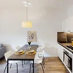 4-Zimmer-Wohnung Im Duesseldorf